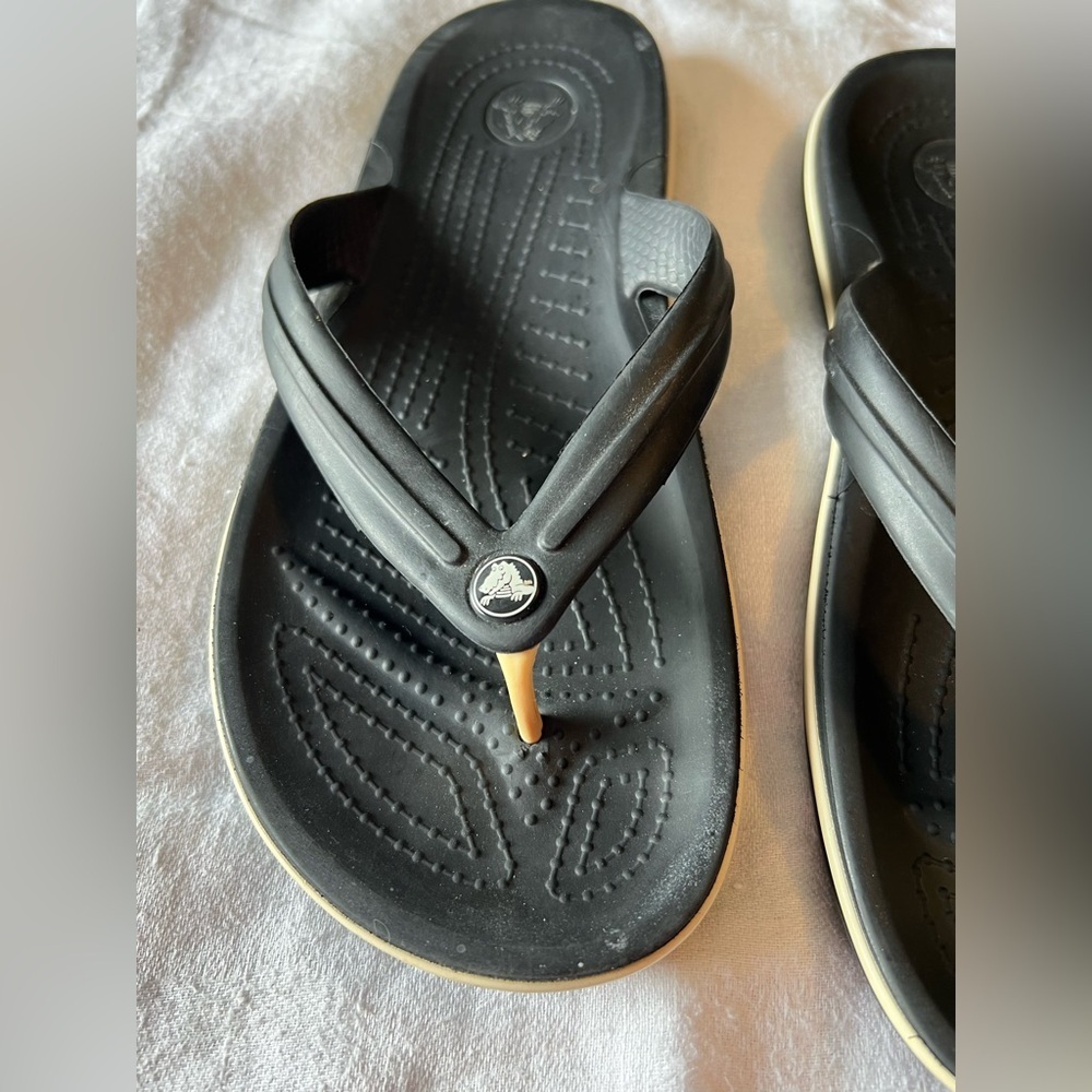 CROCS Black Sole Footwear woman’s 7 men’s 5. - Picture 3 of 7